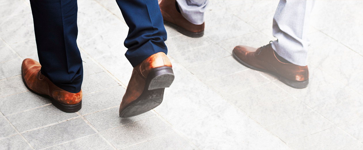 ビジネスシーンでフットバランスインソールの使用がおすすめな理由